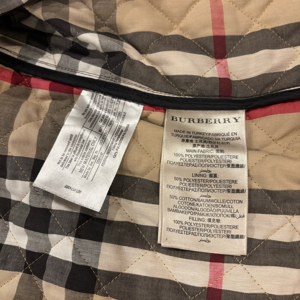 Burberry Black Quilted Puffer Jacket - Picture 8 of 10